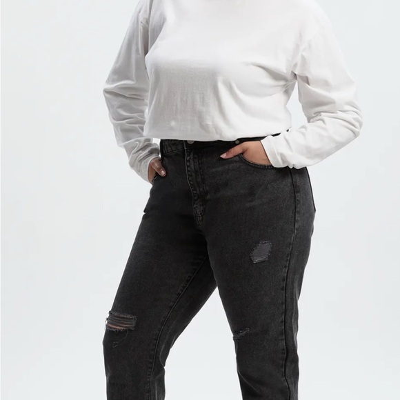 Boohoo High Rise Jeans - Picture 3 of 7